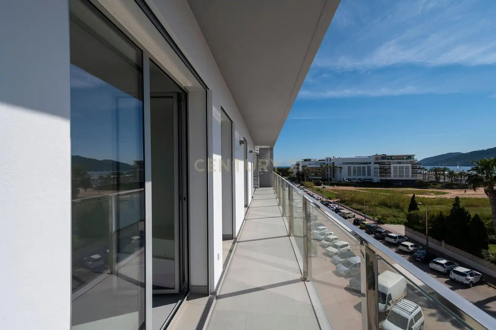 Terrasse von Wohnungen zur Miete in Santa Eulària des Riu mit Klimaanlage, Ofen und Waschmaschine