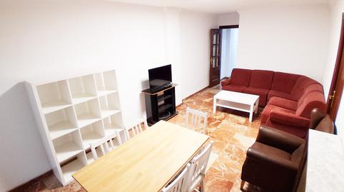 Photo 3 of Flat for rent in Calle Méndez Núñez, 9, Camino de Ronda,  Granada Capital