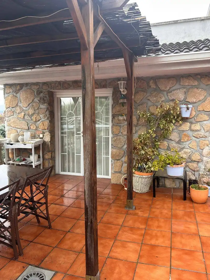Houses for sale in Uceda  with Heating, Private garden and Terrace