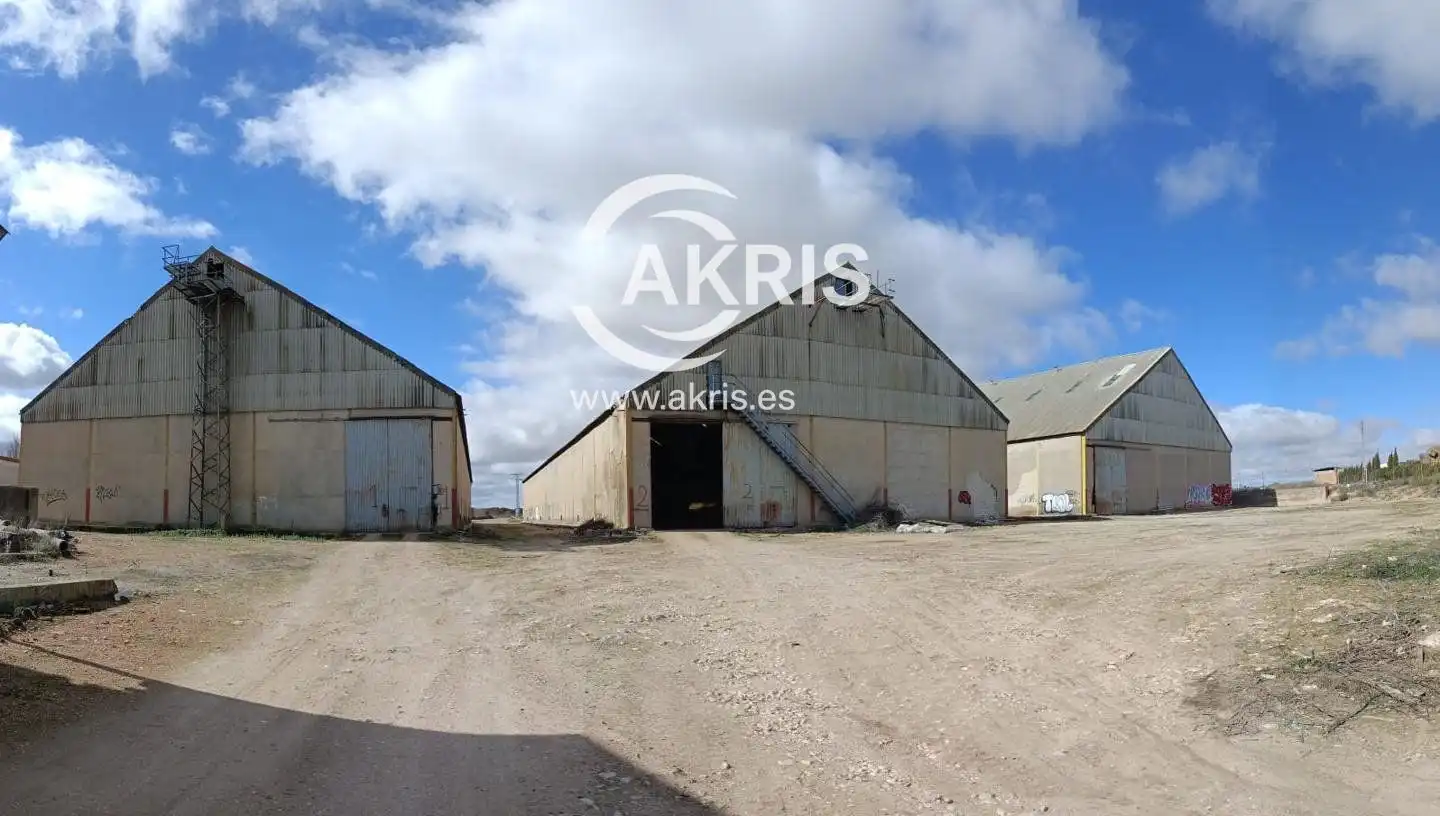Industrial building for sale in Calle San Fernando, imagen 2