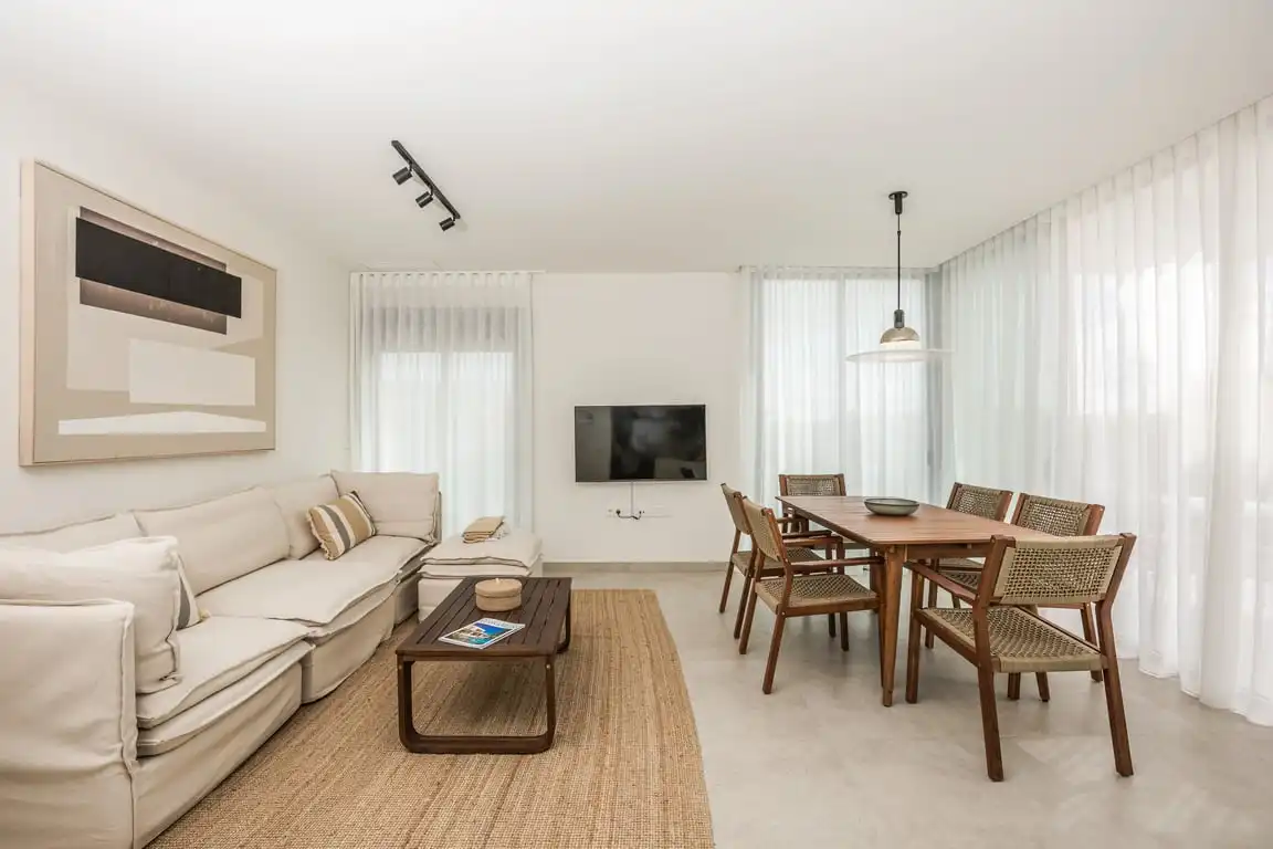 Wohnzimmer von Wohnungen zur Miete in Jávea / Xàbia mit Klimaanlage, Privatgarten und Schwimmbad