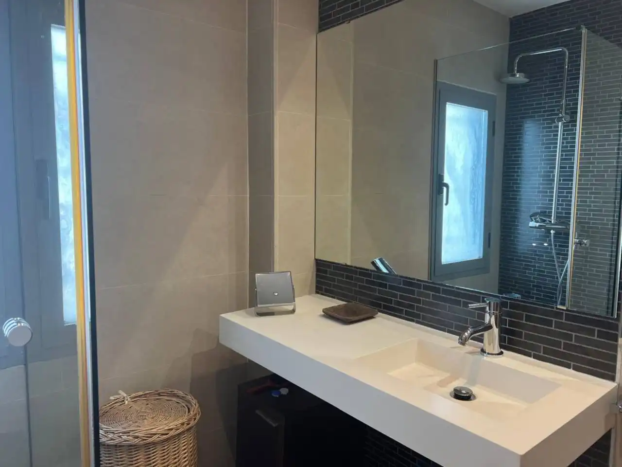 Semi-detached house with pool to rent in Bargas, imagen 37
