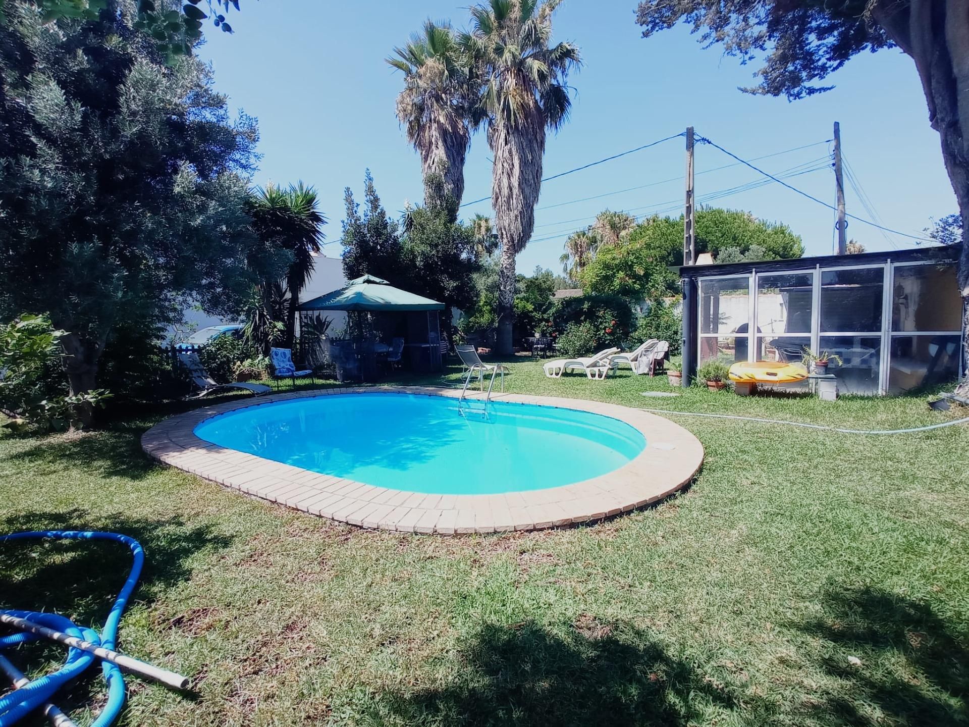 Piscina de Casa o chalet en venta en Chiclana de la Frontera con Aire acondicionado, Jardín privado y Terraza