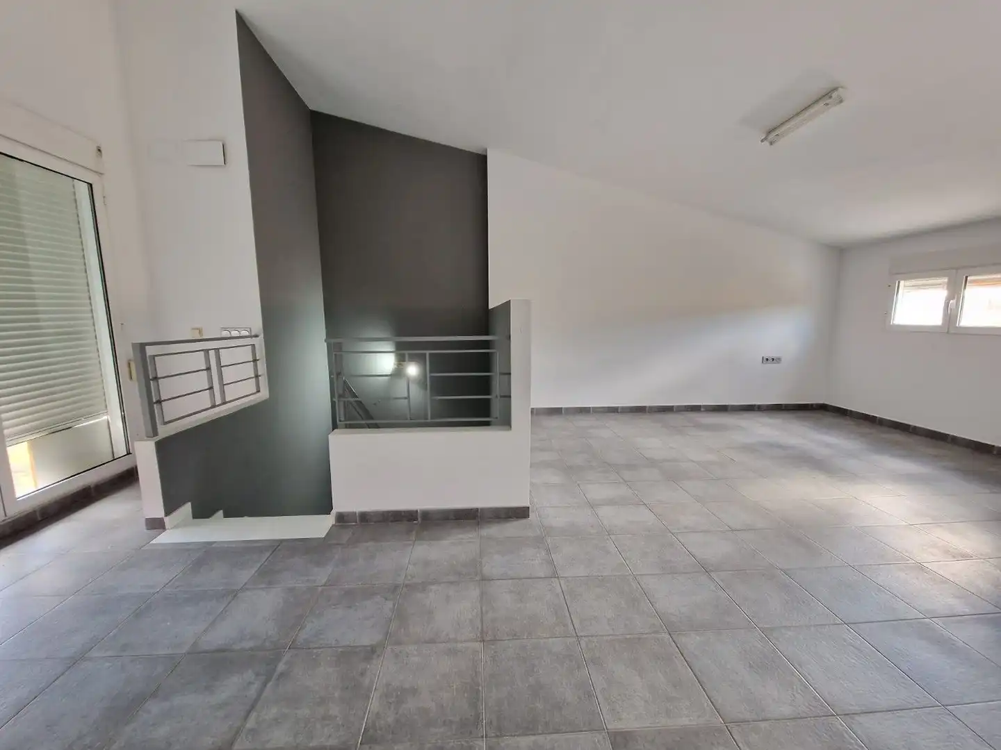 Casa adosada en venda en Villanueva de Castellón amb Calefacció, Terrassa i Traster