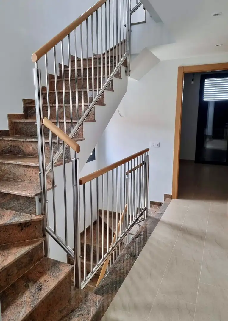 Casa adosada en venta en Carrer dels Prats, 6, Alió