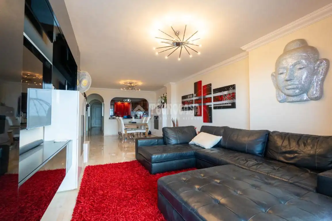 Sala de estar de Piso en venta en Santiago del Teide con Balcón y Piscina comunitaria