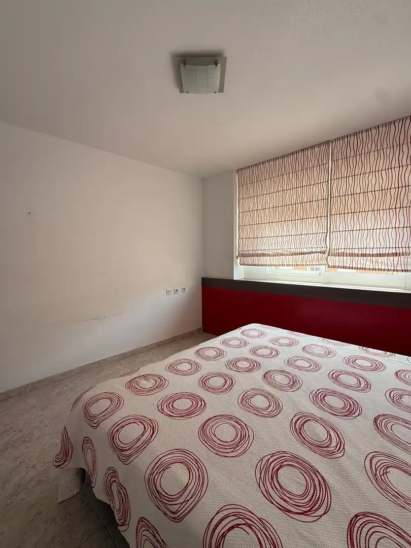 Habitación de Piso de alquiler en Águilas con Aire acondicionado, Terraza y Amueblado