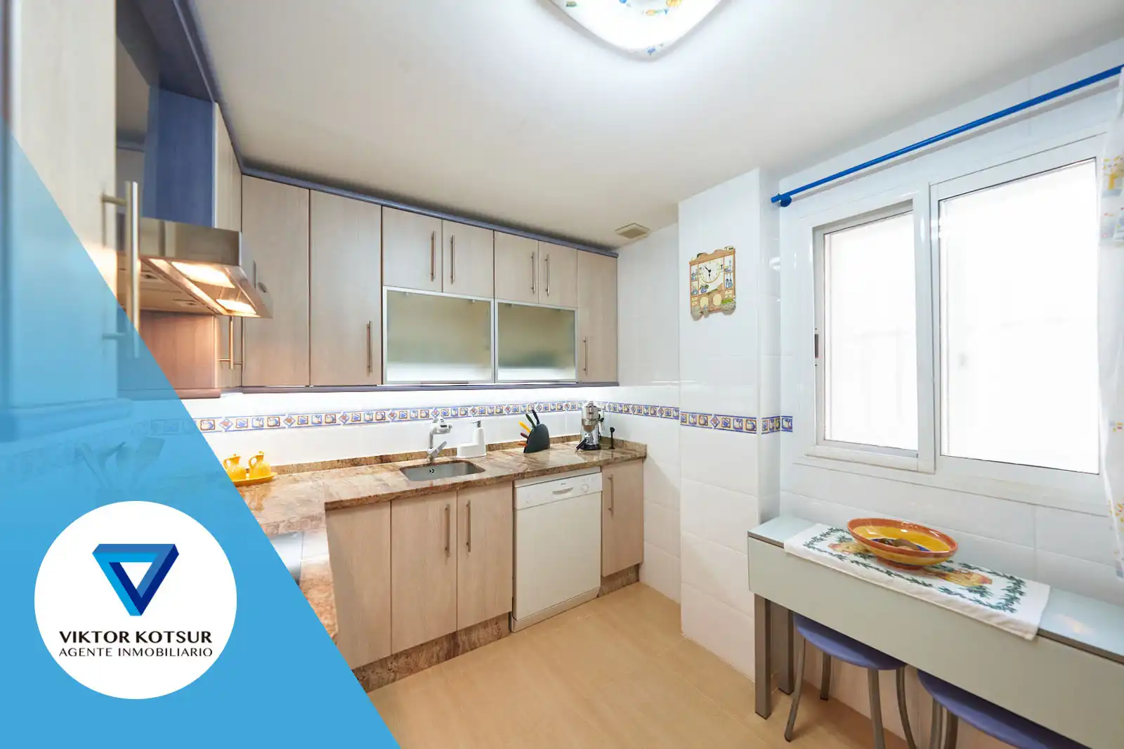 Kitchen of Attic for sale in Roquetas de Mar  with Air Conditioner, Heating and Terrace