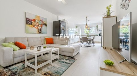 Foto 5 de Piso en venta en Avenida San Francisco, Los Cristianos, Arona