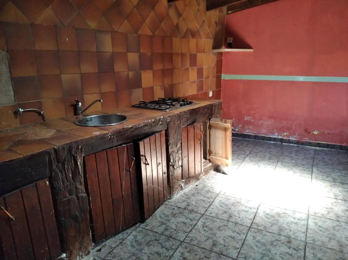 Kitchen of Houses for sale in Laguna de Negrillos  with Private garden