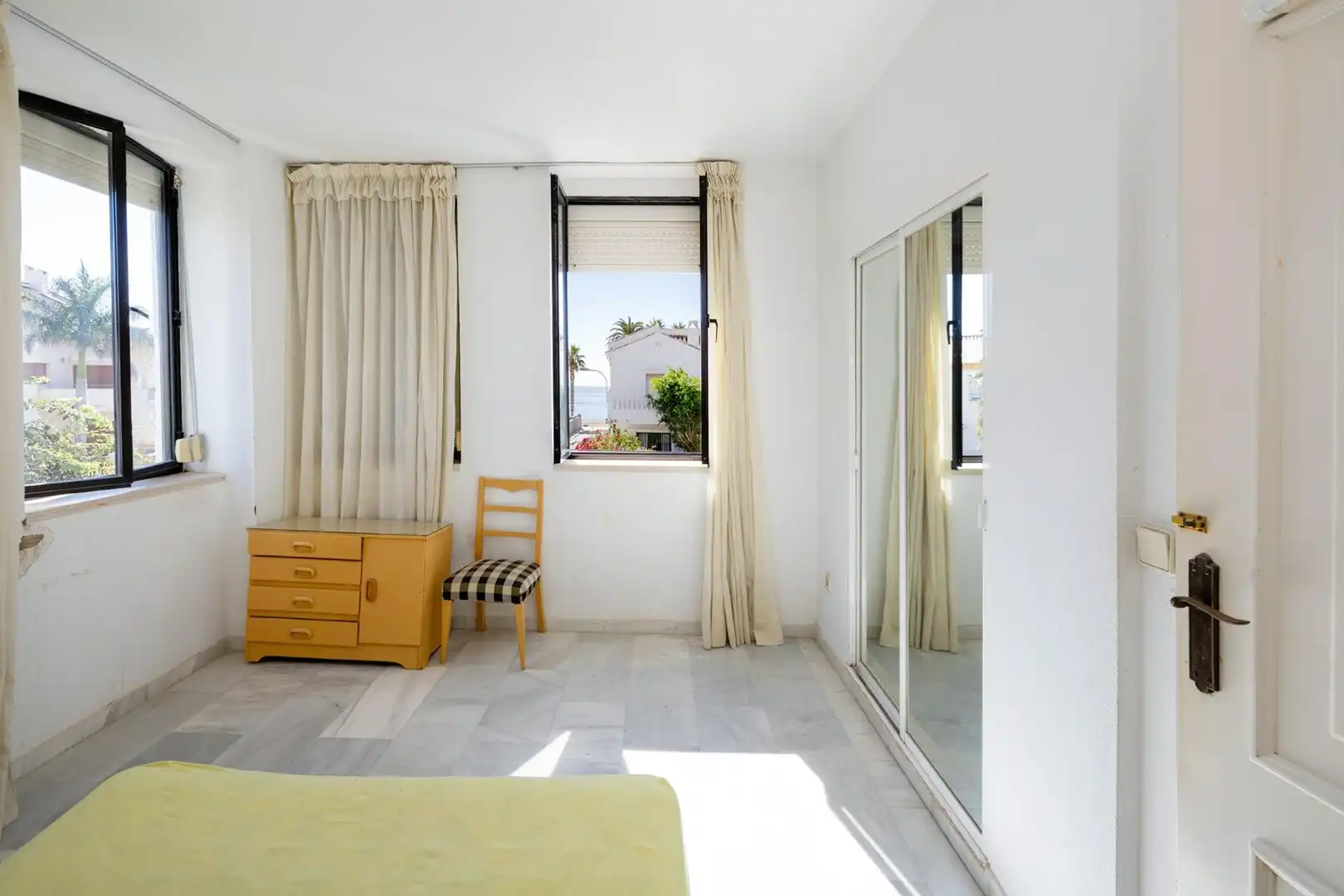 Casa adosada en venta en Avenida Avenida de los Geranios, 10, 10, Calahonda - Carchuna