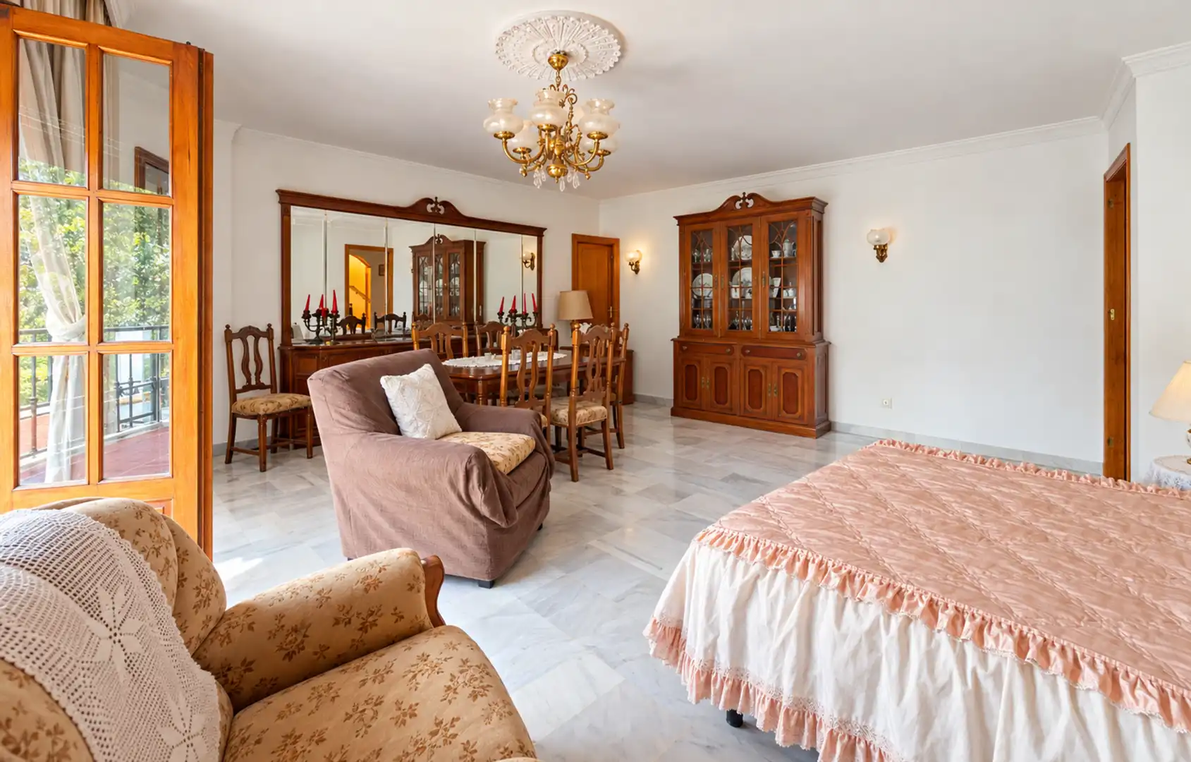 Casa aparellada en venda a Estepona Pueblo, imagen 6