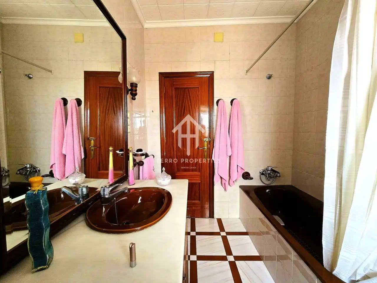 Bany de Casa o xalet en venda en Algarinejo amb Aire condicionat i Terrassa