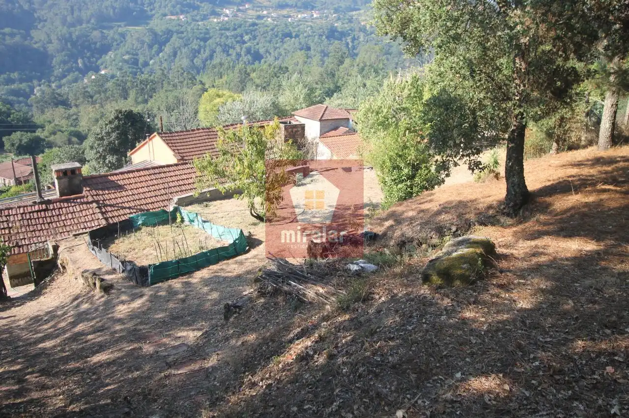 Casa o xalet en venda en Crecente amb Calefacció, Jardí privat i Terrassa