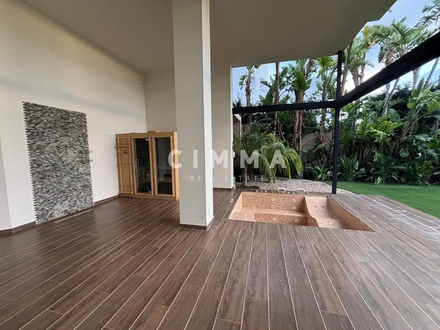 Chalet con piscina en venta en Calle de Alemania, imagen 10