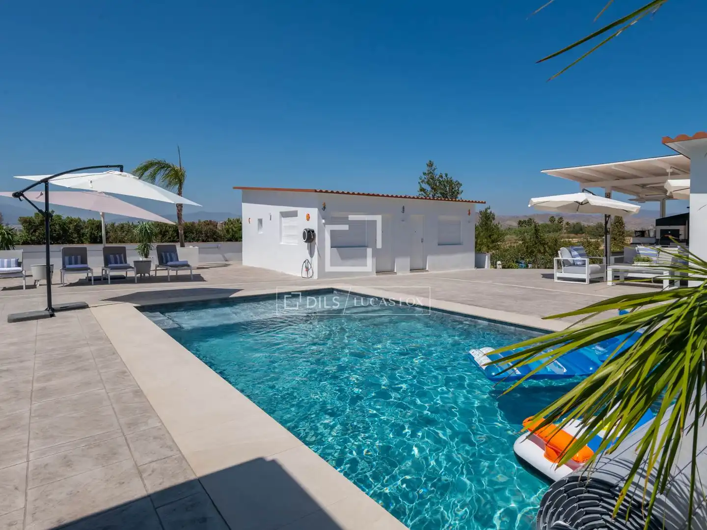 Piscina de Finca rústica en venda en Cártama amb Aire condicionat, Jardí privat i Terrassa