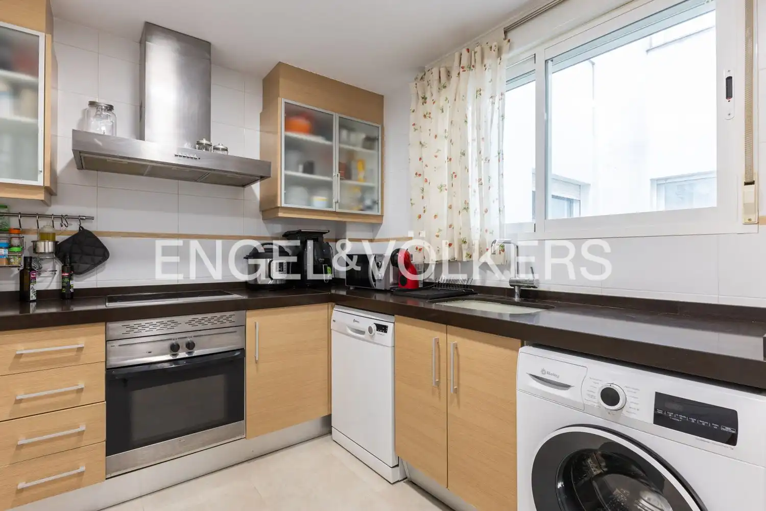 Cocina de Piso en venta en Piles con Calefacción, Trastero y Amueblado