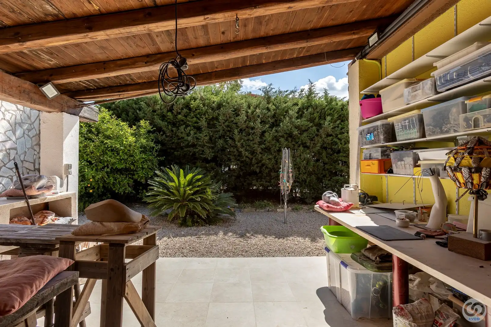 Garten von Einfamilien-Reihenhaus zum Verkauf in Roses mit Klimaanlage, Heizung und Schwimmbad