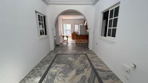 Foto 3 de Casa adosada en venta en Núcleo urbano, Chiclana de la Frontera