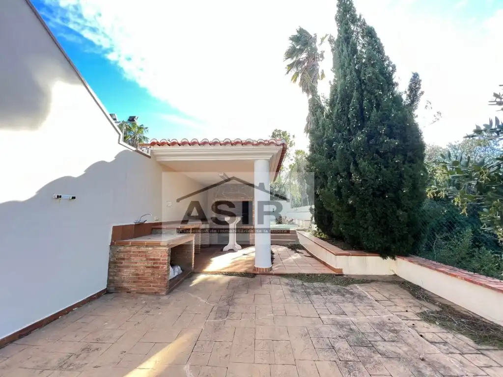 Vista exterior de Casa o chalet en venta en Alzira con Aire acondicionado, Terraza y Piscina