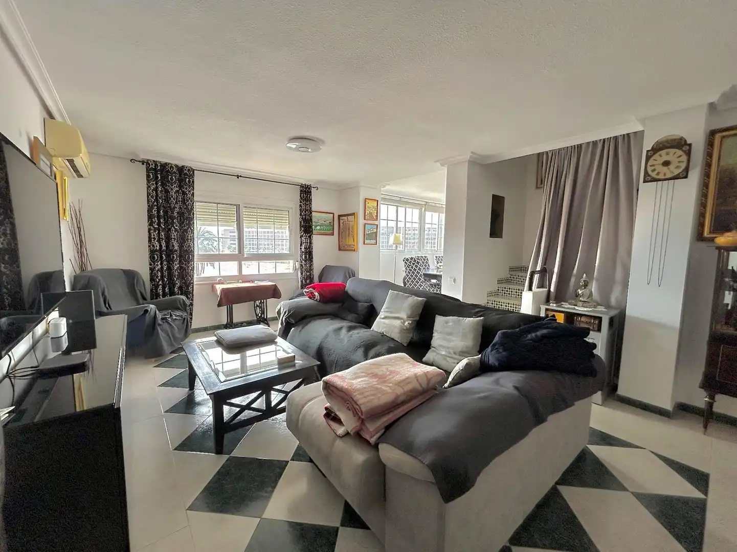 Living room of Attic for sale in Roquetas de Mar  with Private garden, Terrace and Furnished