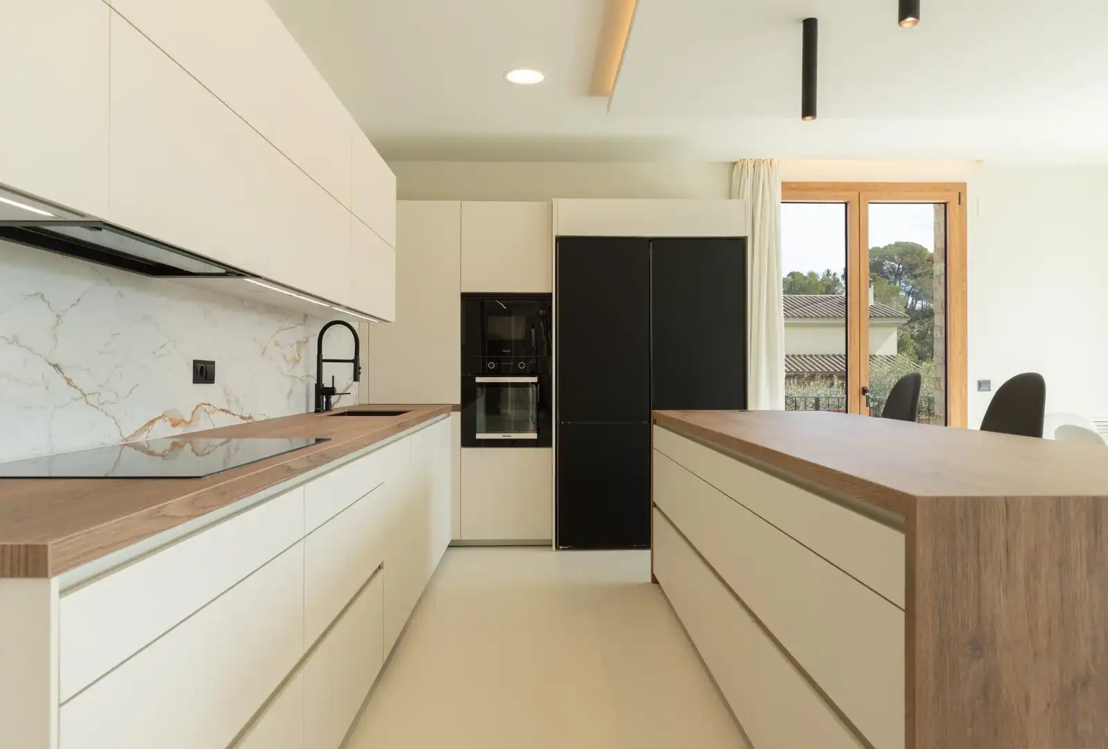 Cocina de Casa o chalet en venta en L'Ampolla con Aire acondicionado, Calefacción y Jardín privado