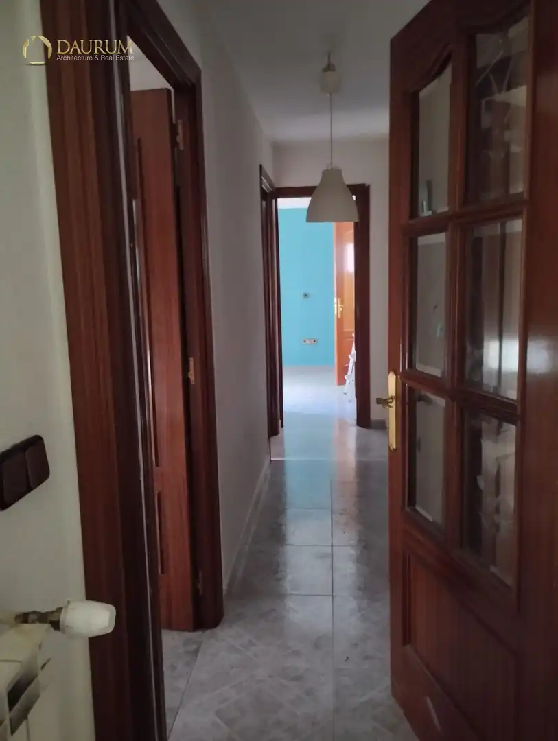 Wohnung zum Verkauf in Móstoles mit Klimaanlage, Heizung und Terrasse