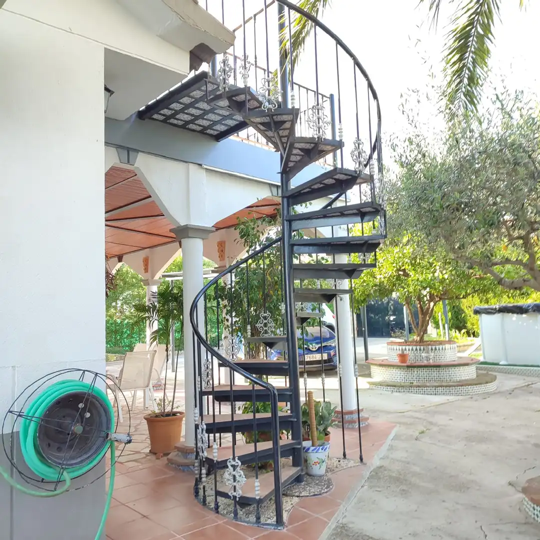 Villa mit Pool zum Verkauf in Almodóvar del Río, imagen 4