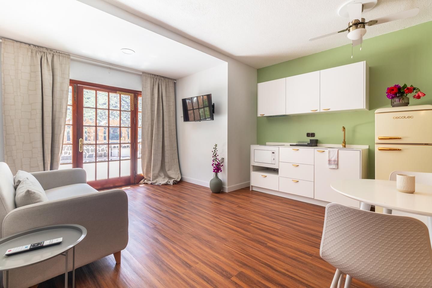 Sala d'estar de Apartament de lloguer en San Bartolomé de Tirajana amb Terrassa, Moblat i Internet