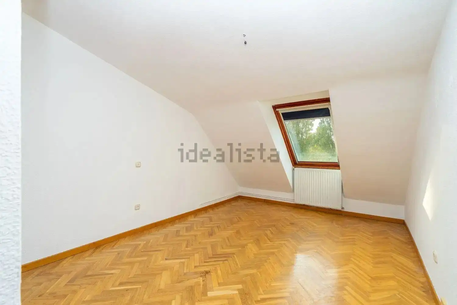 Bedroom of Detached homes for sale in Talavera de la Reina  with Air Conditioner, Heating and Storage room