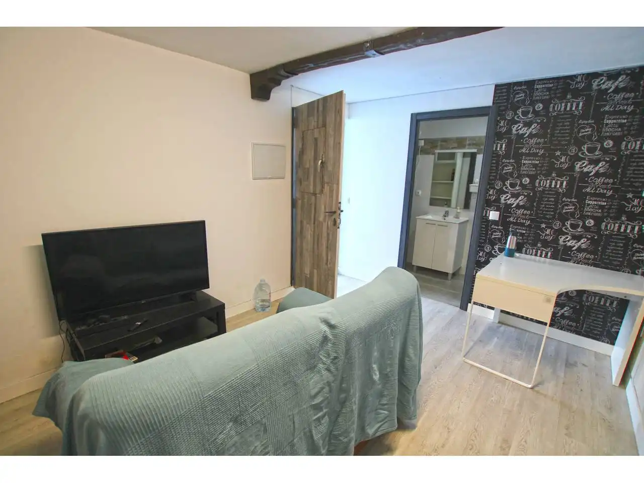 Sala d'estar de Casa o xalet en venda en Torrejón del Rey amb Calefacció, Jardí privat i Terrassa