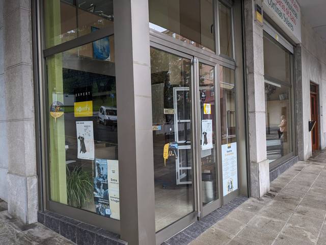 Local comercial en Alquiler en Basurtugorta Plaza en Masustegi - Monte Caramelo