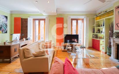 Exterior view of Flat for sale in  Madrid Capital  with Air Conditioner and Heating