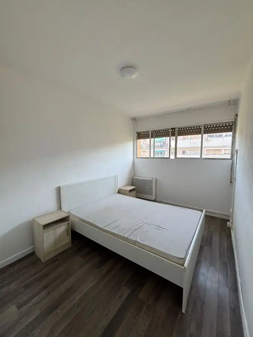 Flat for sale in Carrer de Teulada, imagen 3