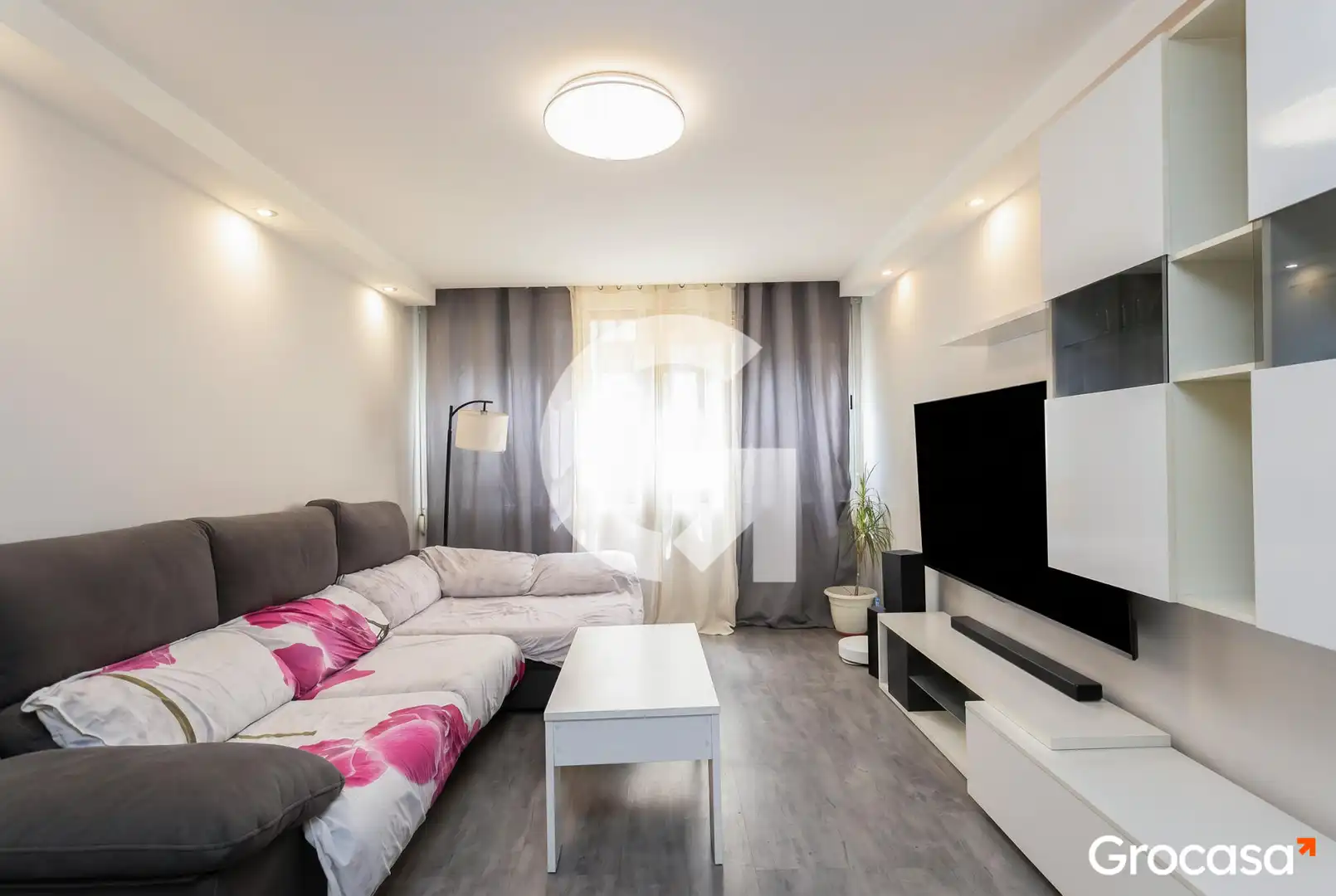 Living room of Flat for sale in Cornellà de Llobregat  with Air Conditioner