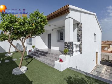 Casa en venda a Calle HARALES