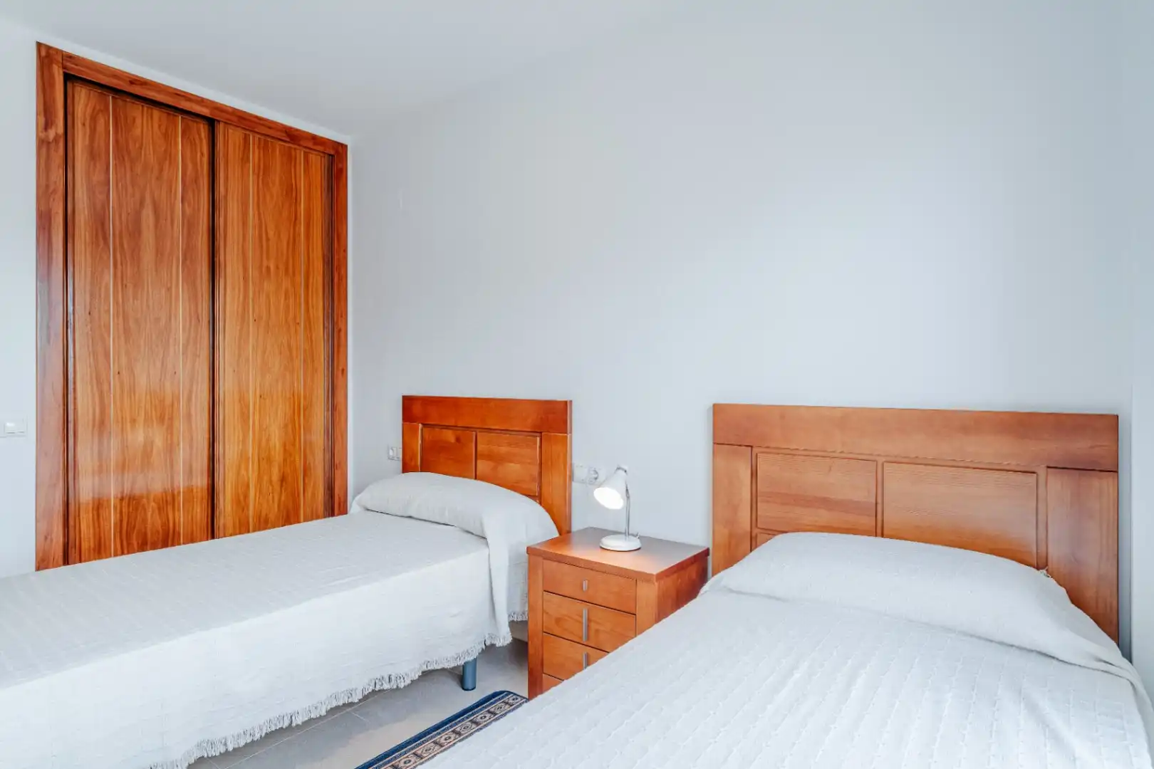 Habitación de Apartamento en venta en Calpe / Calp con Terraza y Amueblado