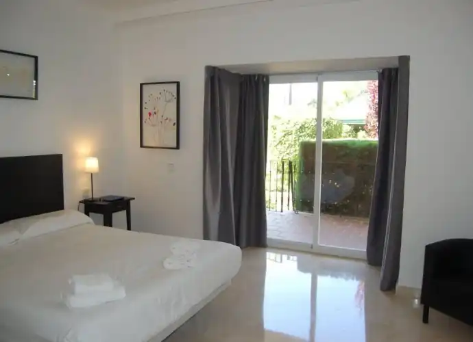 Apartament amb piscina en venda a Nueva Andalucía, imagen 19