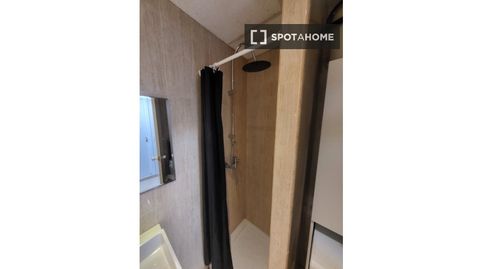 Foto 3 de Habitació a Triana Este, Sevilla Capital