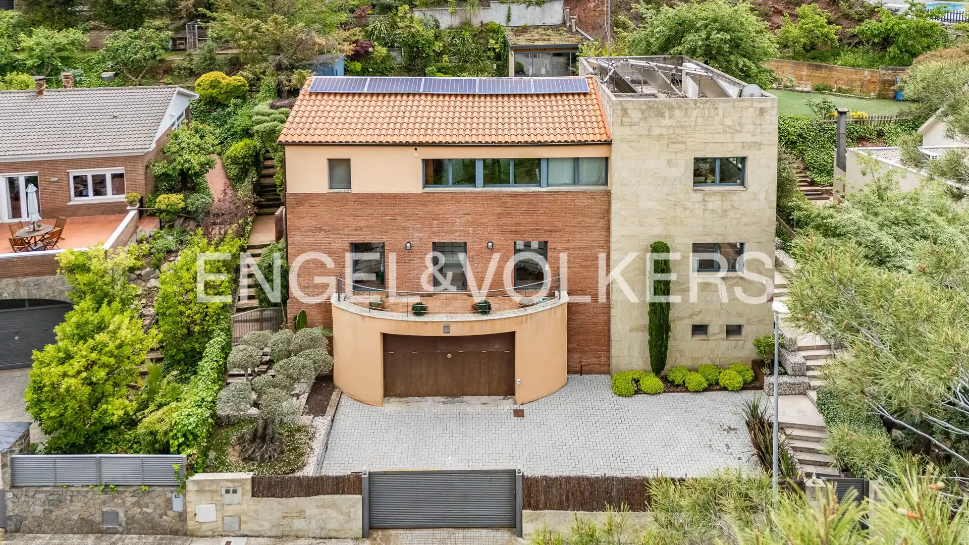 Vista exterior de Casa o chalet en venta en Matadepera con Aire acondicionado, Calefacción y Jardín privado