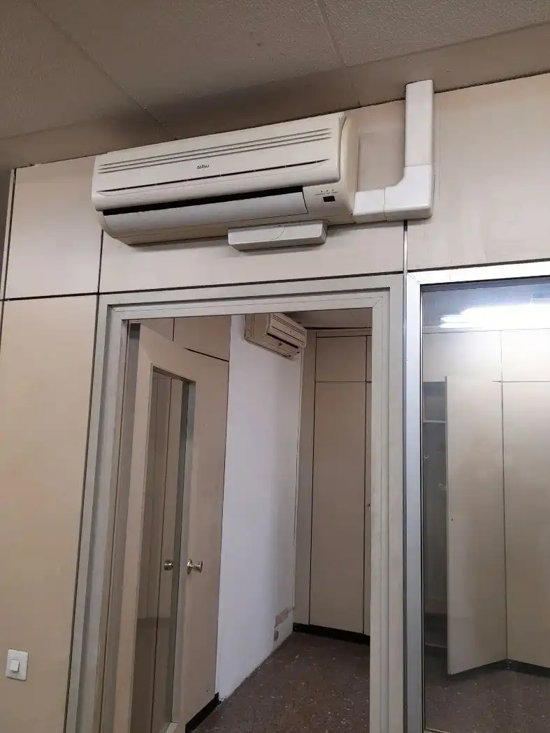 Oficina de alquiler en L'Hospitalet de Llobregat, Barcelona