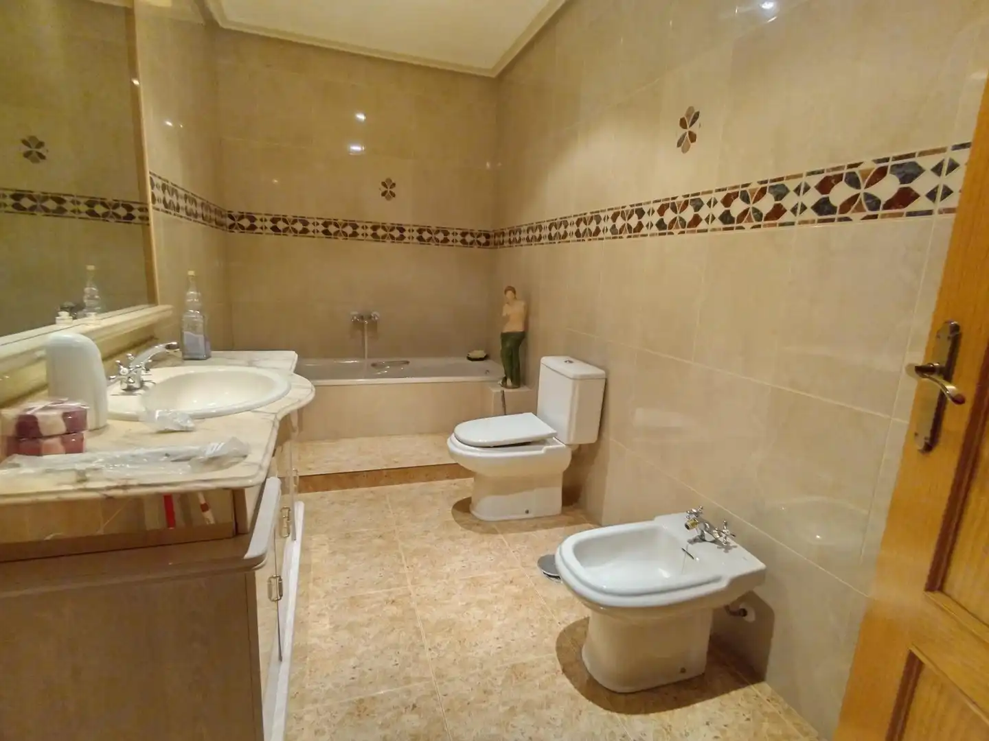 Baño de Casa o chalet en venta en Barrax con Calefacción y Terraza