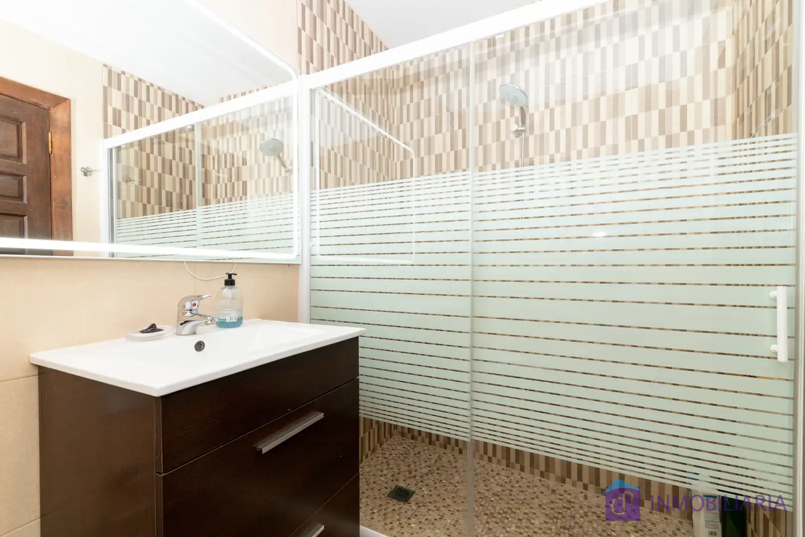 Bathroom of Flat for sale in Ateca  with Private garden, Parquet flooring and Terrace