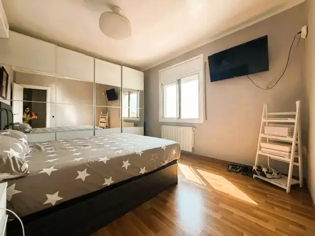 Dormitori de Pis en venda en Montgat amb Aire condicionat, Calefacció i Parquet