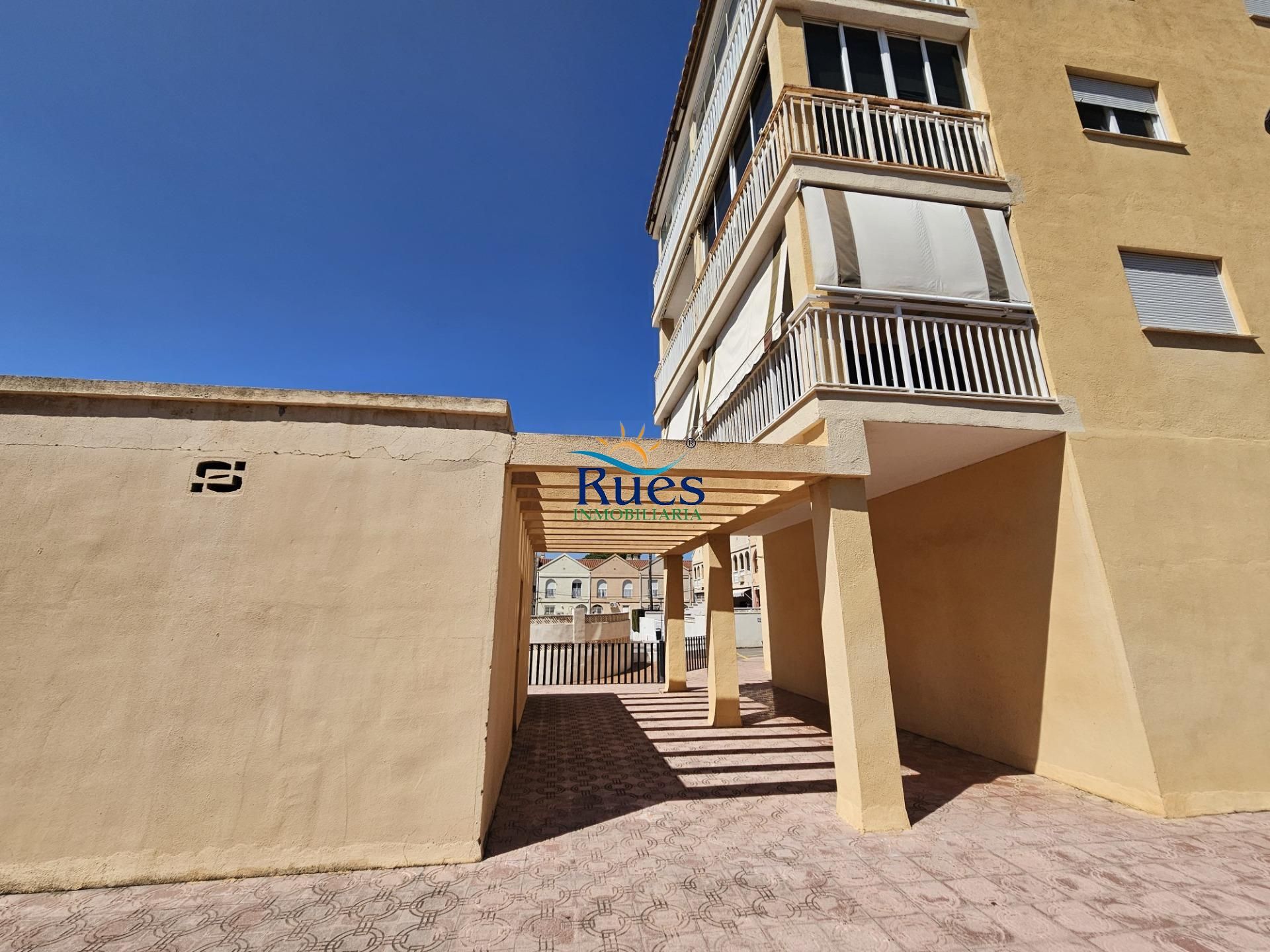 Vista exterior de Local en venta en Benicasim / Benicàssim