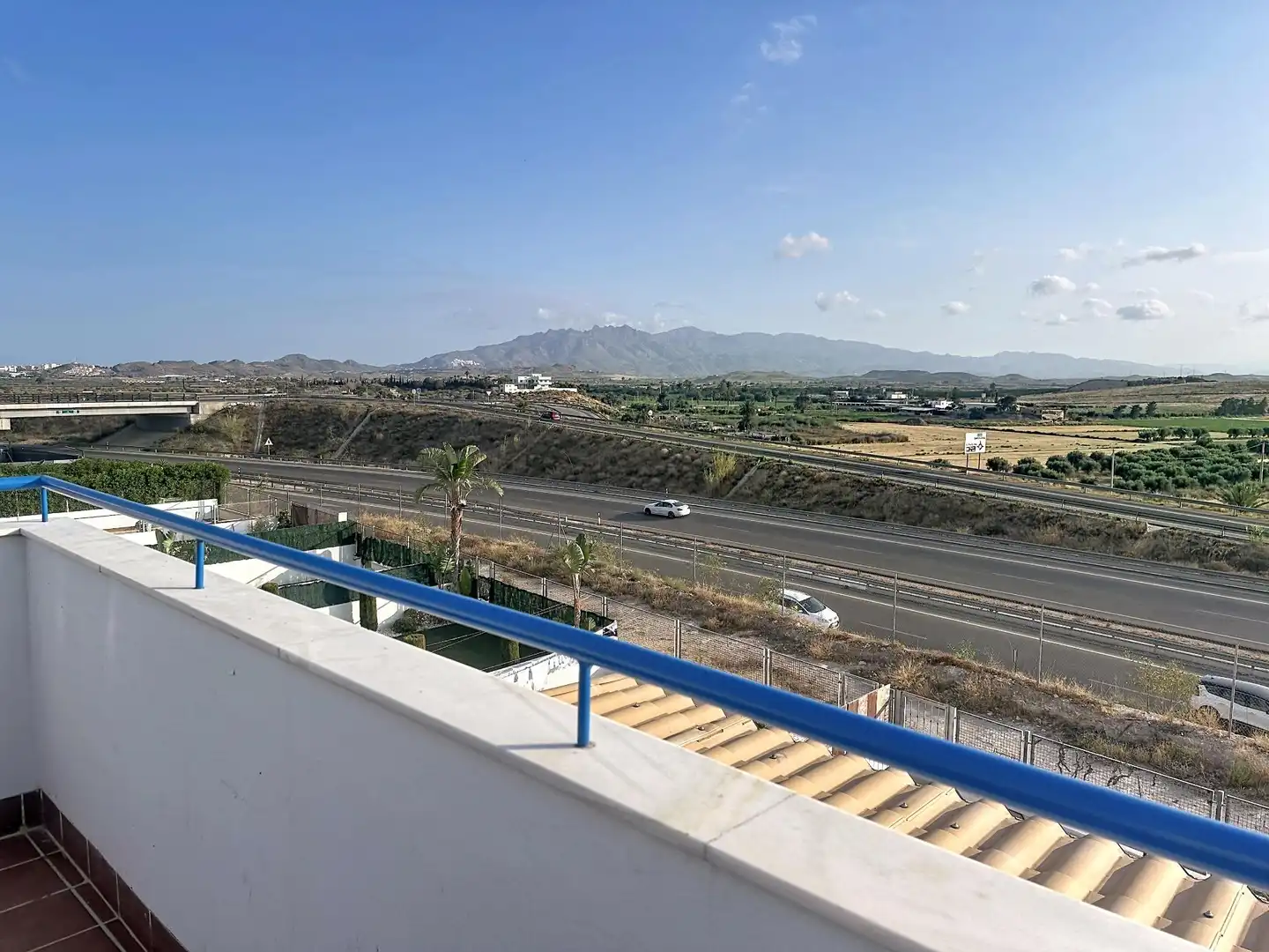 Vista exterior de Casa adosada en venda en Vera amb Terrassa i Piscina comunitària