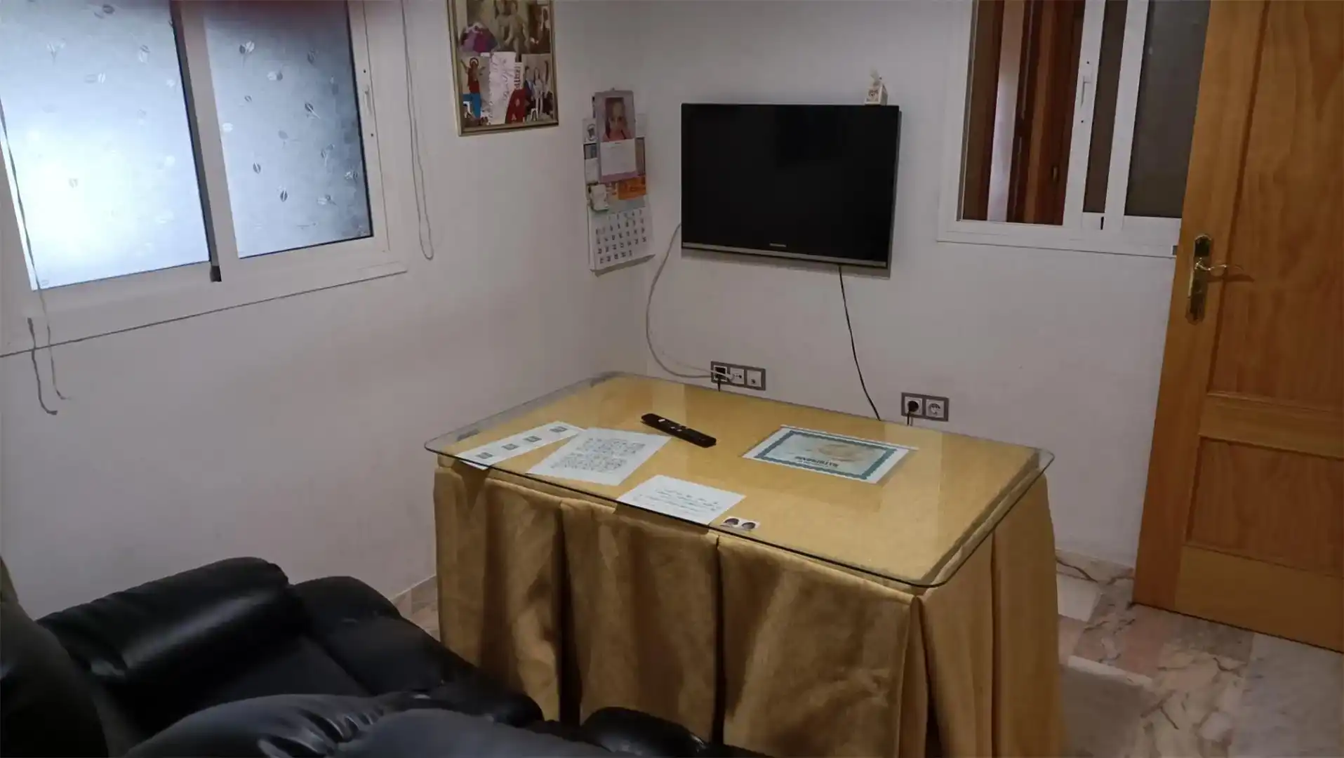Sala d'estar de Casa adosada en venda en  Sevilla Capital amb Aire condicionat i Balcó