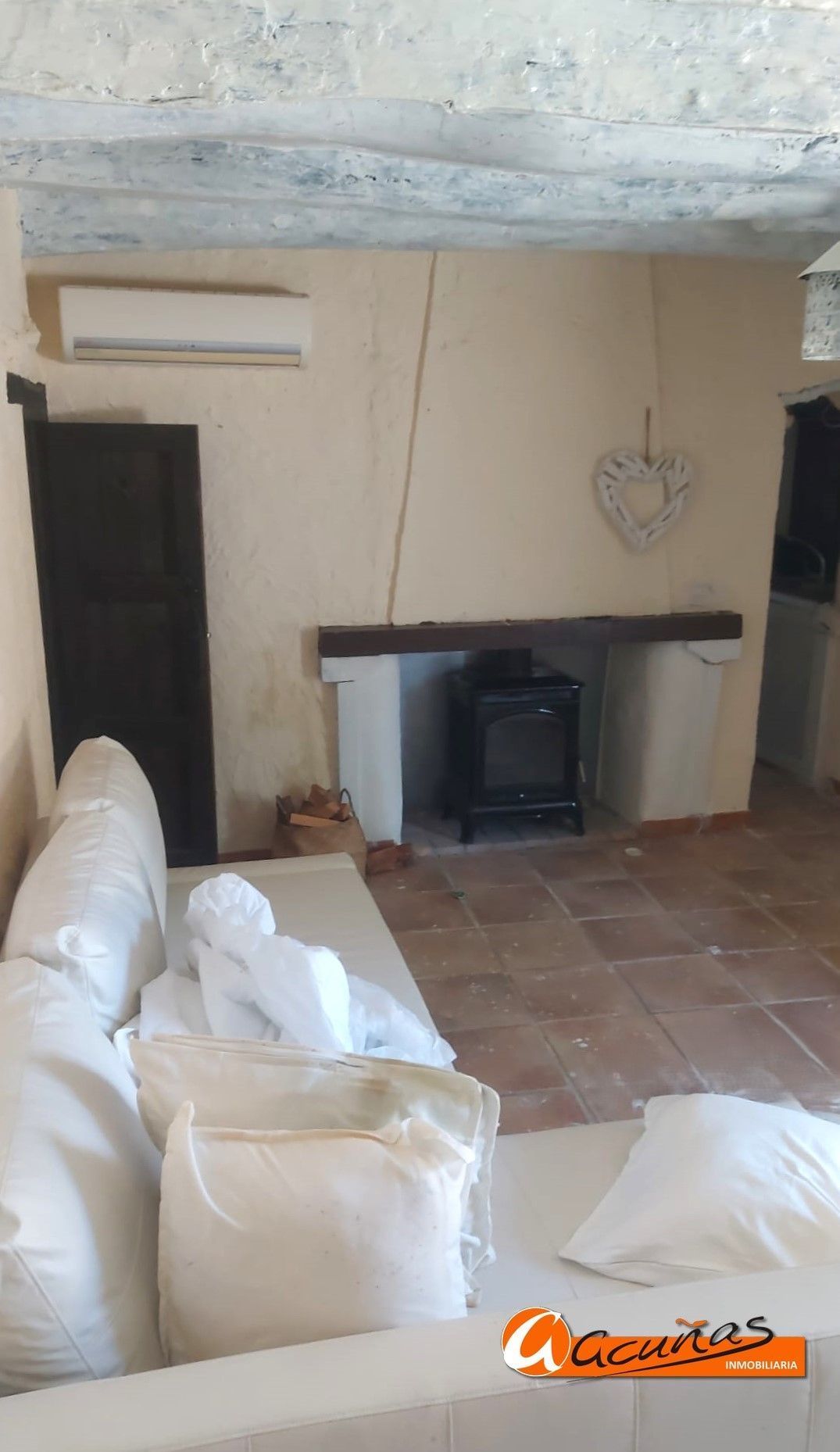 Casa adosada en venda en Villanueva de Algaidas amb Terrassa i Piscina