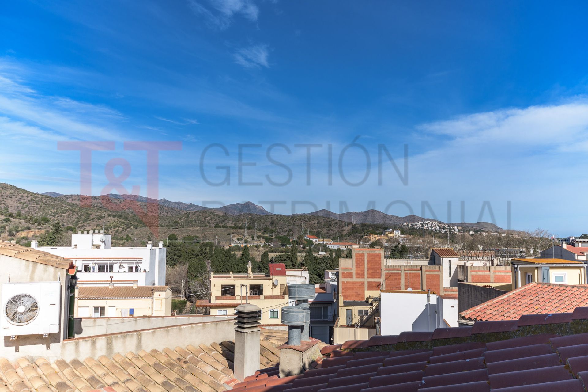 Vista exterior de Casa o xalet en venda en Llançà amb Aire condicionat, Calefacció i Terrassa