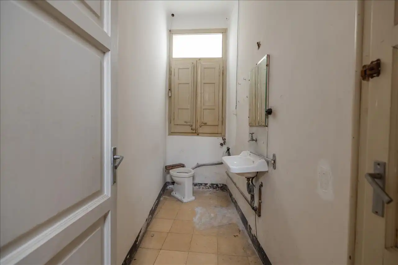 Bathroom of Flat for sale in Falset  with Terrace
